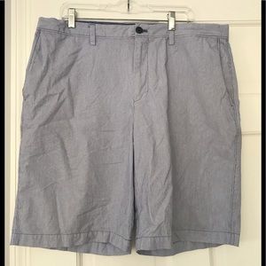 Banana Republic Men’s Emerson short, sz: 38